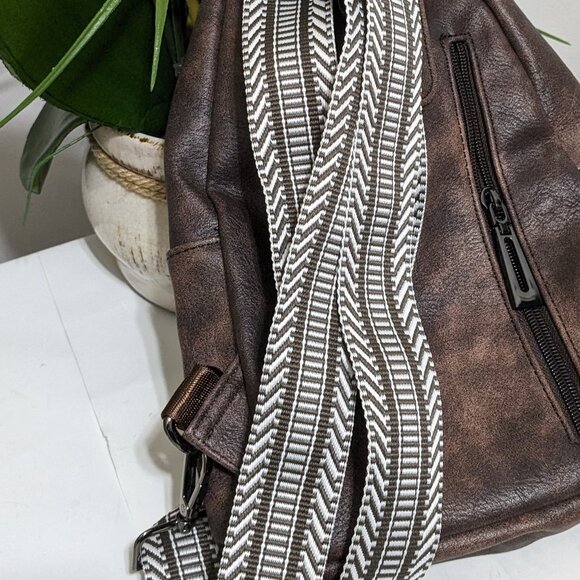 LATMAP Sling Bag Women's  Fanny Pack Faux Leather  Backpack Brown NWT - Picture 13 of 13